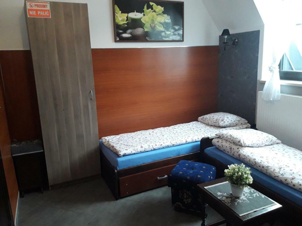 Pokoje Goscinne Z Lazienkami Przy Wroclawiu, Darmowy Parking Dlugoleka  Luaran gambar